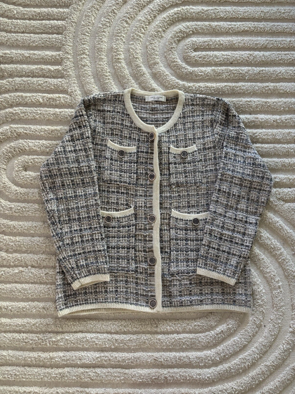 Picture 1 of 2