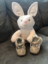 Carters Gold Crawling Shoes, Layla - CG, Infant Girl Size 2