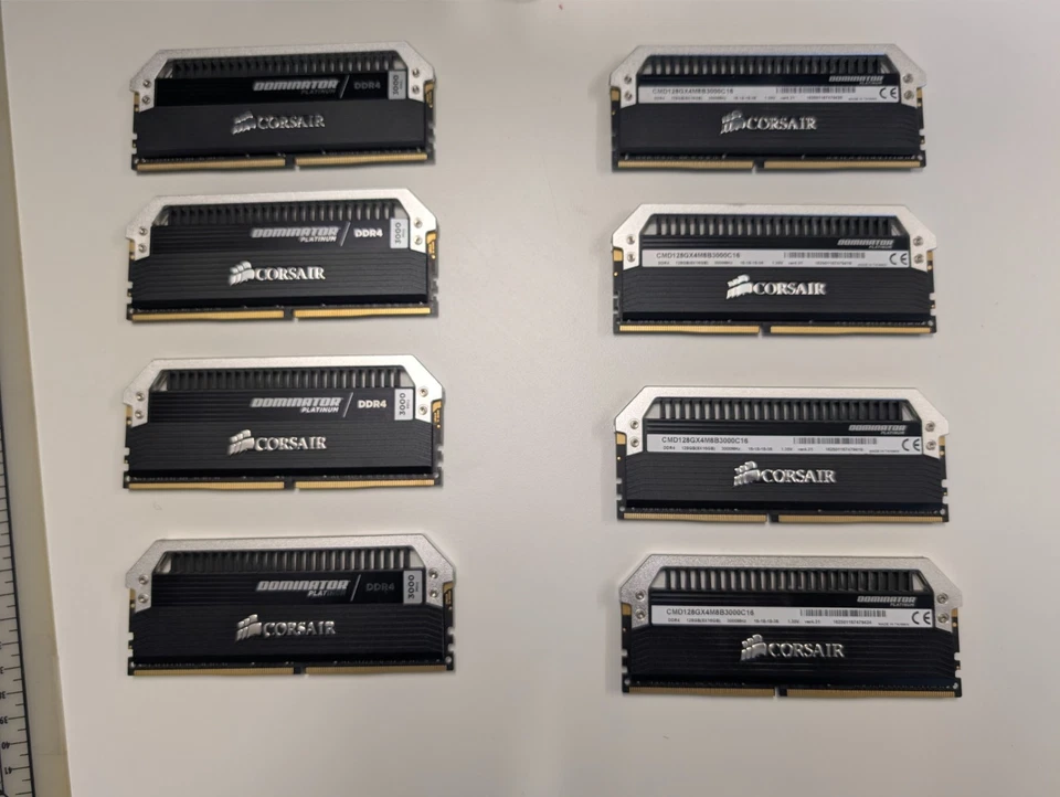 DOMINATOR PLATINUM 128GB (8 x 16GB) DDR4 DRAM 3000MHz C16 Memory Kit - Image 2 of 4