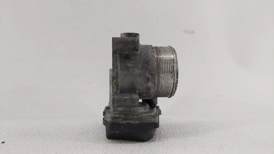 Volkswagen GTI 2006-2019 carrocería del acelerador BSL1U Foto 4 de 4