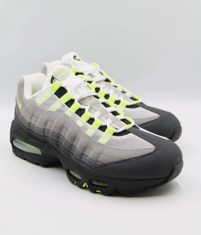 Size 9.5 - Nike Air Max 95 OG 2025 / 2026 Big Bubble - Neon for