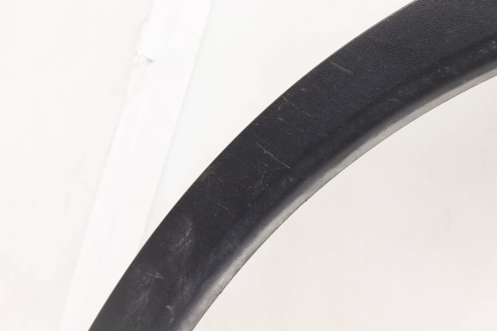 2011-2018 PORSCHE CAYENNE - Front LEFT Wheel Fender Flare TRIM / Molding