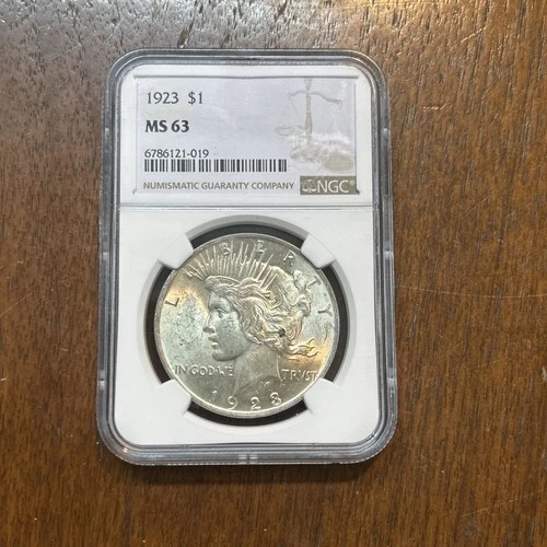 1923 Philadelphia Silver Peace Dollar . NGC MS63.