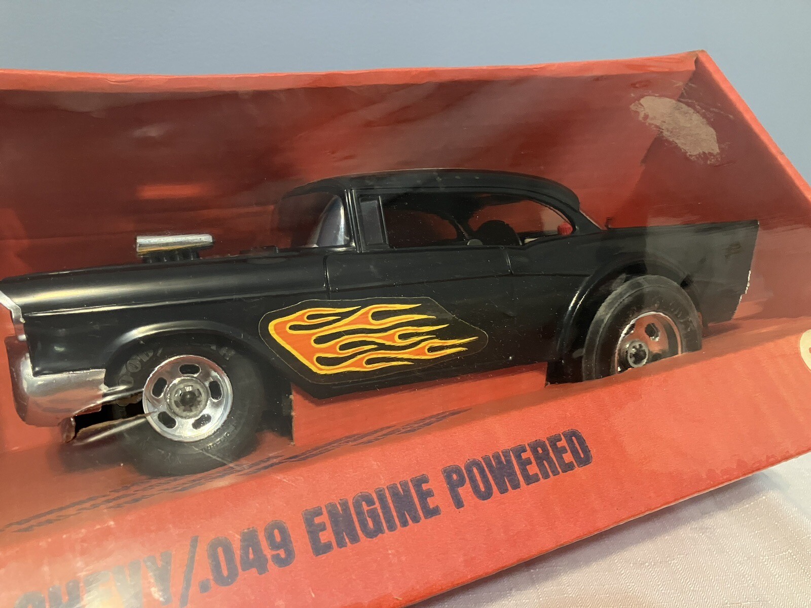 Vintage Testors 1957 57 Chevy .049 Gas Engine Powered Tether Car NOS