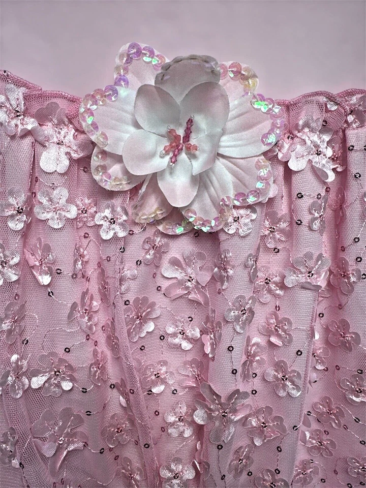 Nuevo con etiquetas Mameluco Cachcach Rosa Manga Larga con Flores Aplicadas, 6 mos. Foto 2 de 3