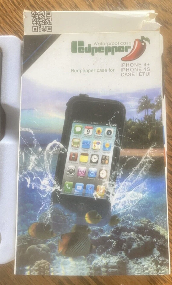 Funda Impermeable RedPepper para iPhone 4 y 4s - Roja y Negra con Parte Trasera Transparente Foto 2 de 3
