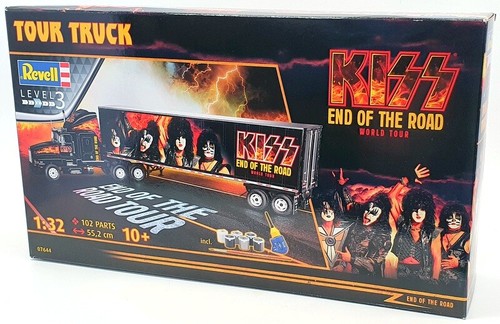 KISS TOUR TRUCK REVELL 1/32 PLASTIC KIT (Inclus Colle