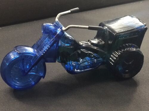 Rare Vintage Avon Wild Country AfterShave 8" Blue Motorcycle (Full) (New) - Picture 1 of 3