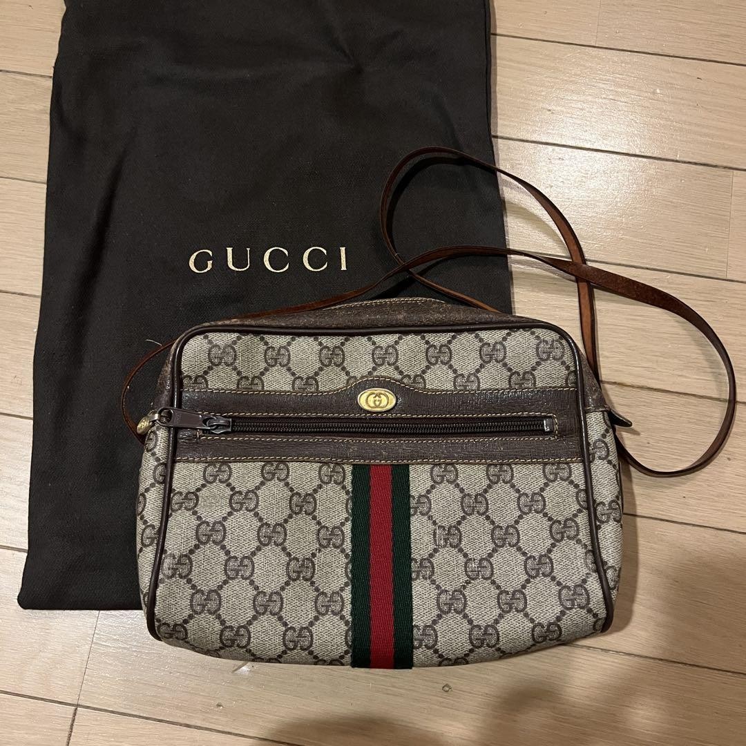 GUCCI GG Monogram Shoulder Bag in DDU Brown