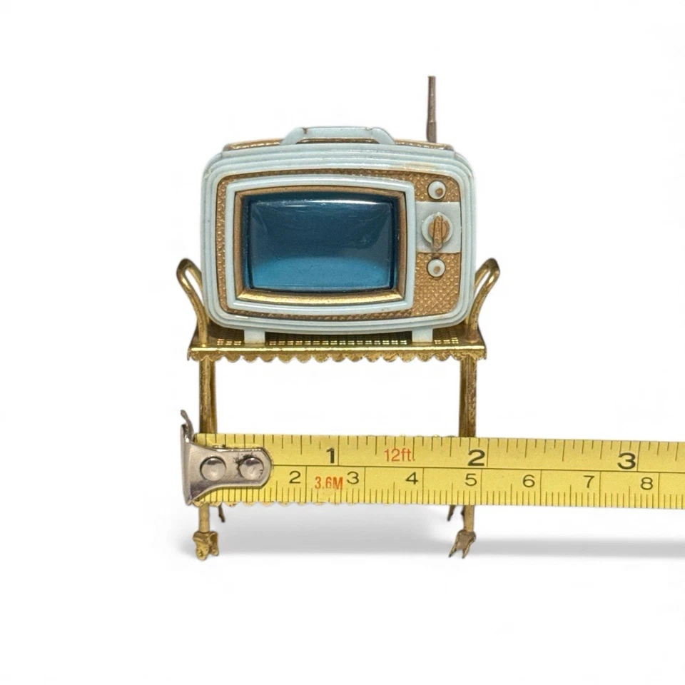 IDEAL Petite Princess Patti RARE TV on Metal Cart Dollhouse Miniatures - Image 3 of 4