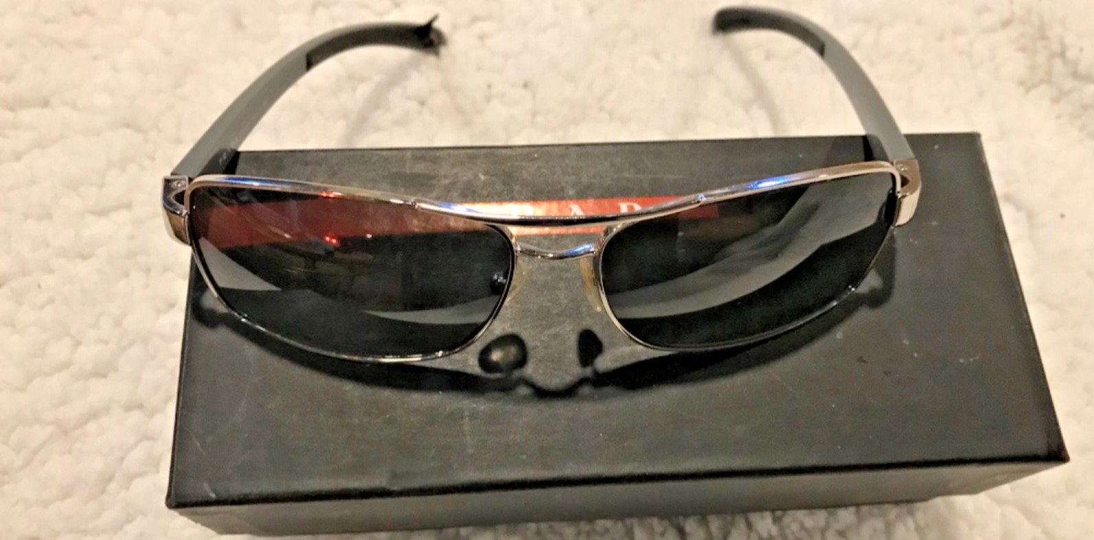 Prada eyeglasses frames used and in good condition thumbnail 5