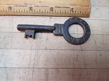 Antique Cle-Acier- Interesting Unique Skeleton Key