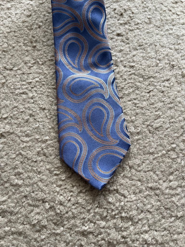 Picture 1 of 5
