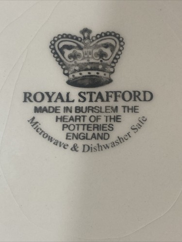 Royal Stafford England DECOUPAGE Birds Flowers DINNER PLATE - Picture 4 of 4