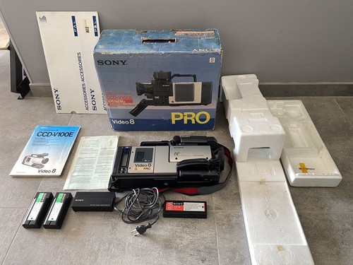 Sony Video 8 Pro CCD-V100E Camera Recorder Camcorder CCD V100 très bon état - Picture 2 of 10
