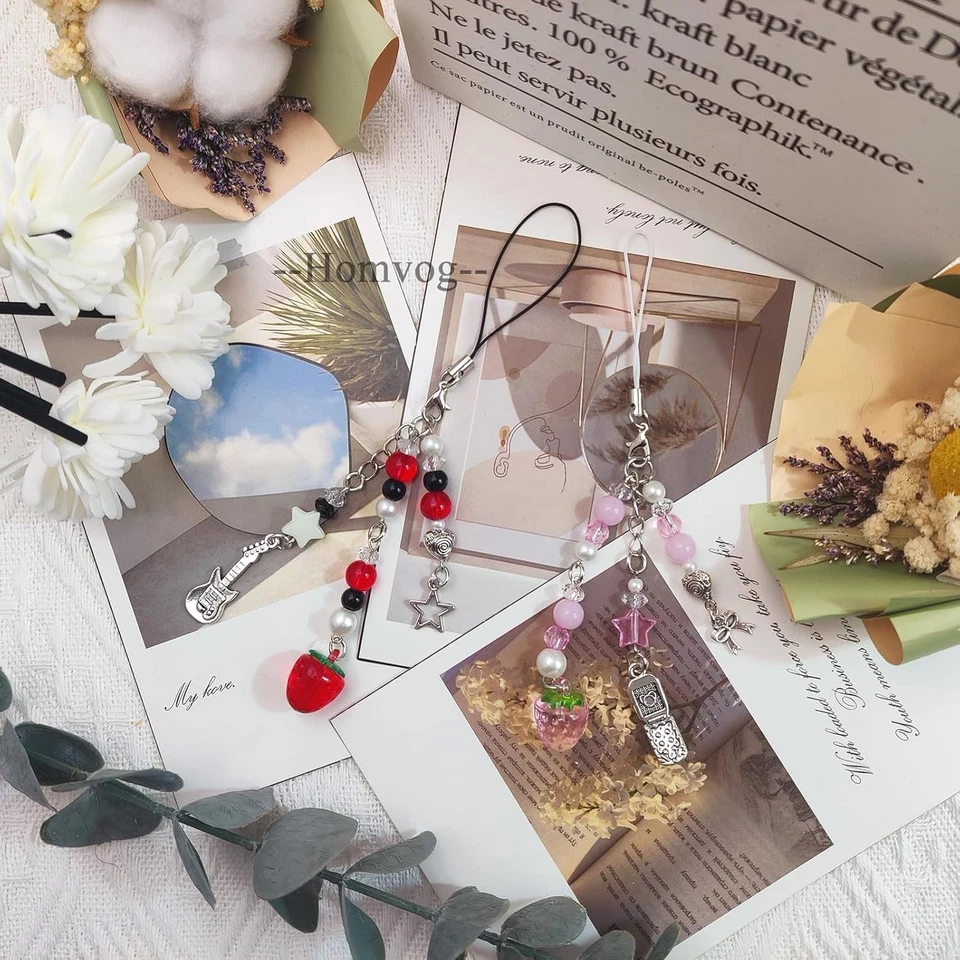 Encantadores accesorios Y2K - 2 dijes de teléfono de fresa y mariposa para regalar Foto 4 de 4