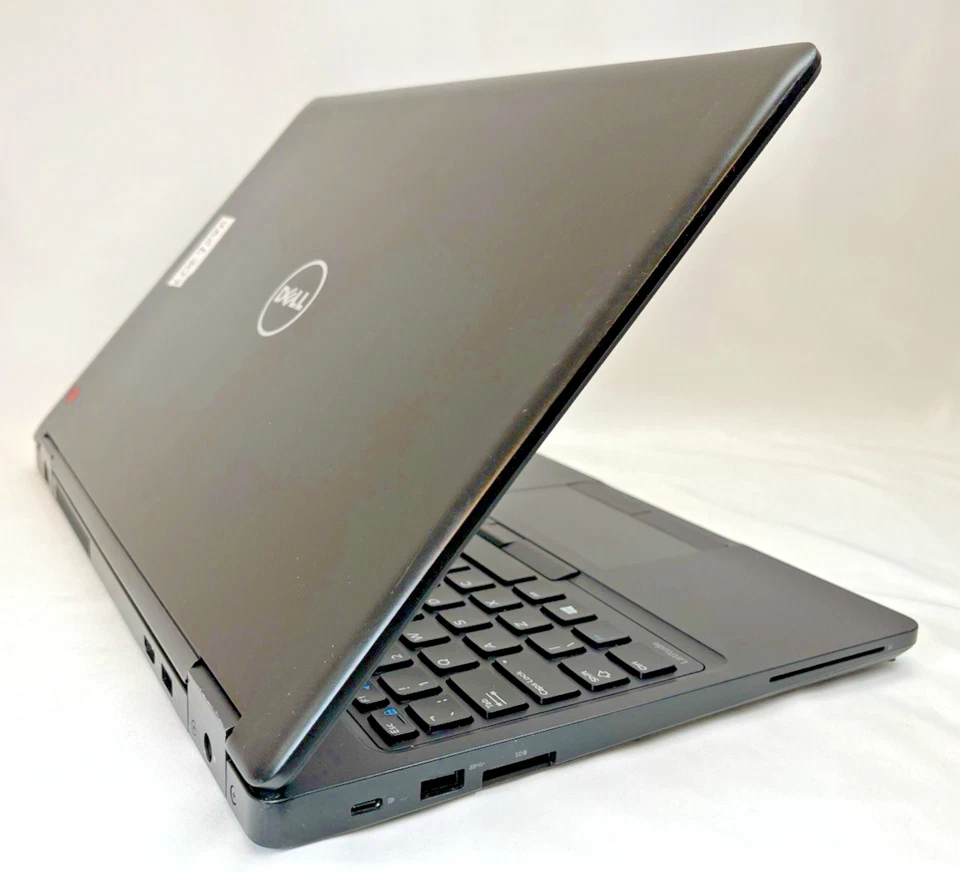 Dell Latitude 5580 · i5-6300U · 8GB · 256GB, photo 2 of 5