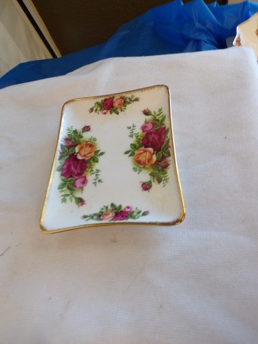 Piatti vari Choice Royal Albert Old Country Roses Bone China - leggi bene - Foto 73 di 91