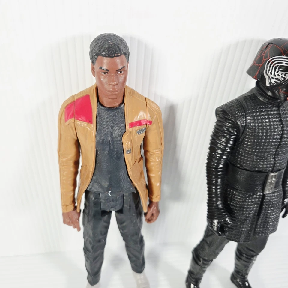 孩之宝星球大战最后的绝地武士 12 英寸 Kylo Ren & 11 英寸芬兰人 - 公仔 2013 — 第 4/4 张图片