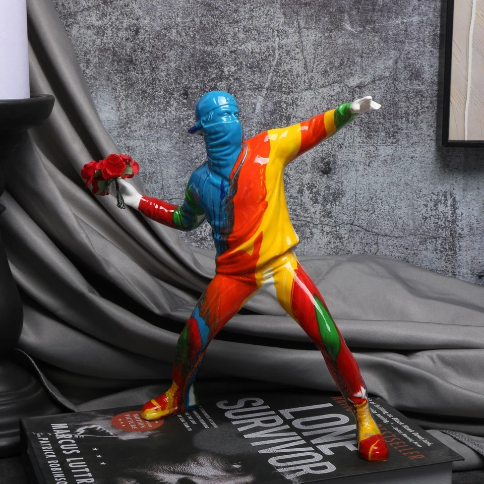 Arte Moderno Resina Banksy Esculturas Lanzador de Flores Estatua Bombardero Decoración del Hogar Regalos Foto 2 de 4