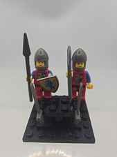 Vintage LEGO Castle Knight 2 Figures Crossed Axes Accessories Armor Shield Lot F