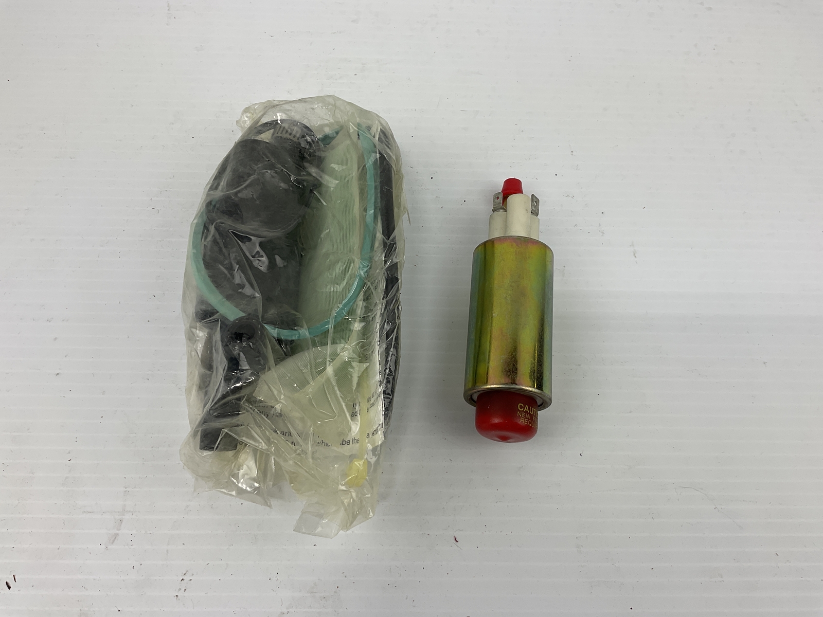 Electric Fuel Pump Interchangeable with Airtex E2002 eBay