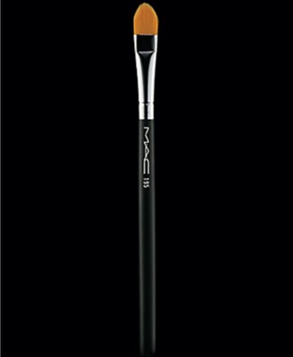 mac concealer brush