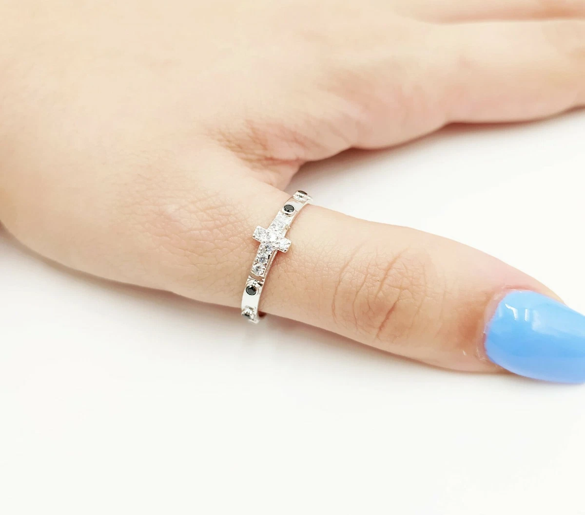 Anello rosario in oro hotsell bianco