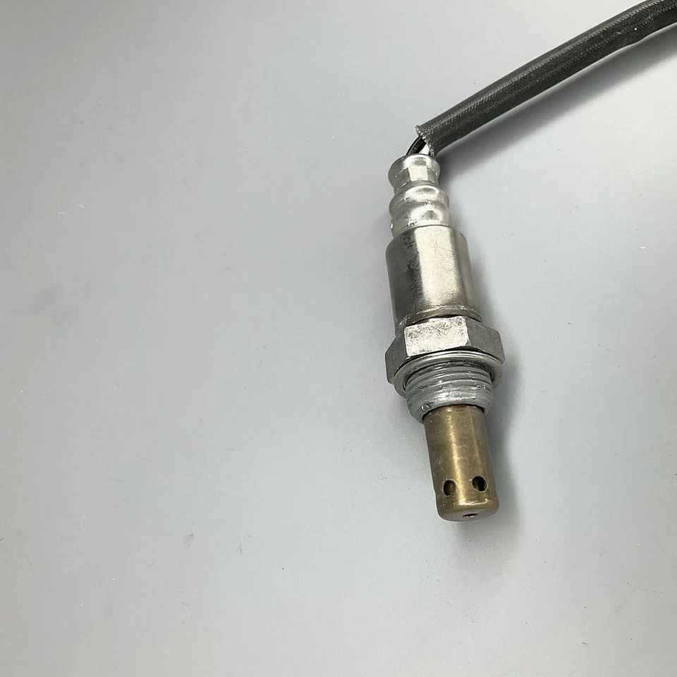Sensor de oxigênio original do equipamento original para 2005-2019 Toyota Subaru Lexus Scion 18081 - Imagem 3 de 4