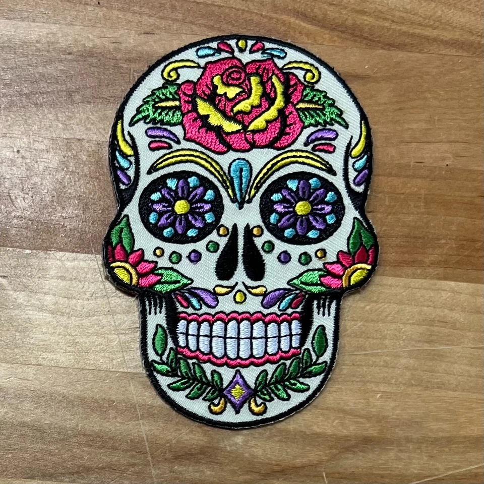 PARCHE CALAVERA AZÚCAR hierro bordado DÍA DE LOS MUERTOS CALAVERA DÍA DE MUERTOS Foto 2 de 4