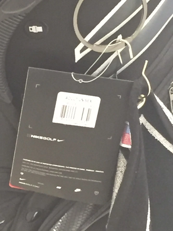 Bolsa de carro de golf Mercedes-Benz de Nike - nueva con etiquetas y toalla - RARA Foto 4 de 4