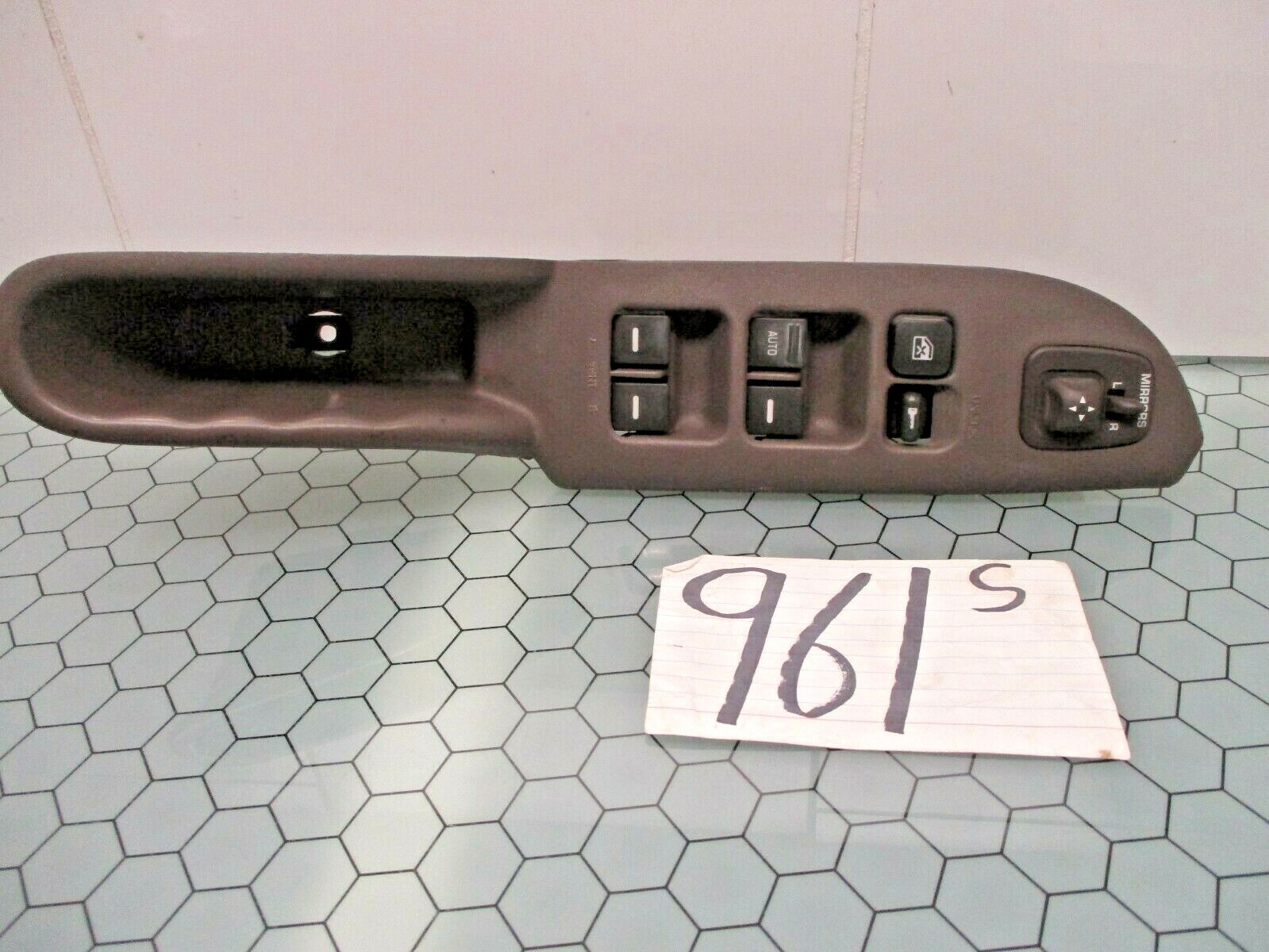 99 00 01 02 Villager Quest Master Window Switch Control Power DRIVER #961-S 