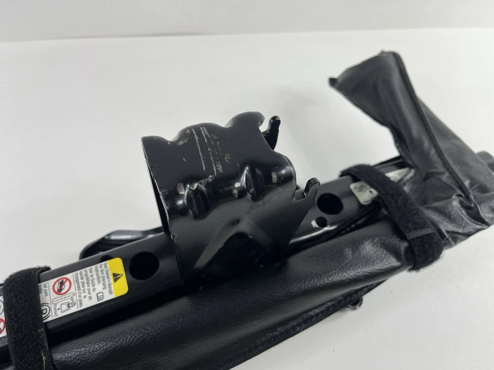 Kit de herramientas de gato de neumático de repuesto Acadia Outlook Enclave Traverse 2009-2017 22722566 OEM Foto 2 de 4