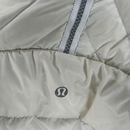 Chaqueta acolchada LULULEMON What The Fluff blanca crema para mujer bien querida defectuosa - Imagen 7 de 10