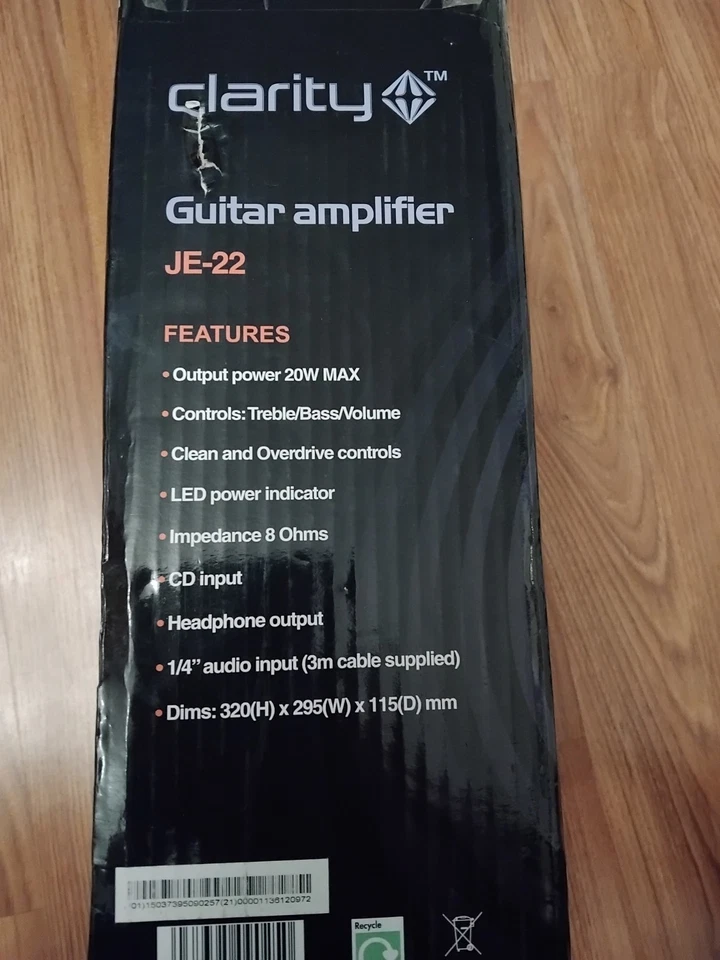 Clarity 20W Practice Guitar Amplifier Model JE22 Boxed - Image 2 of 2