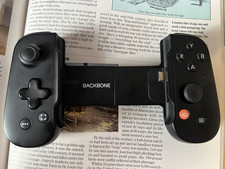 Backbone One 2nd Gen USB-C Controller BB-51 Black   Android / iPhone   Used