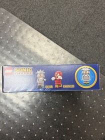 LEGO&reg; Sonic Silver's Car vs. Knuckles' Monster Truck 77118