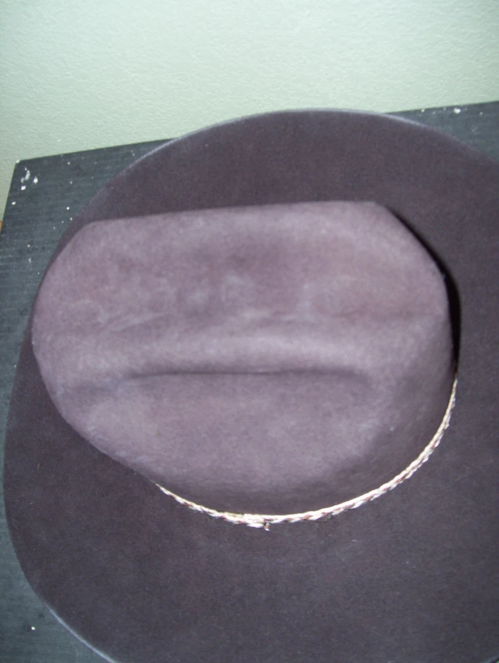 SOMBRERO BAILEY OCCIDENTAL/VAQUERO MARRÓN OSCURO MEZCLA DE PIEL DOBLE X TALLA 6 7/8 LARGO OVALADO CON CAJA Foto 3 de 4