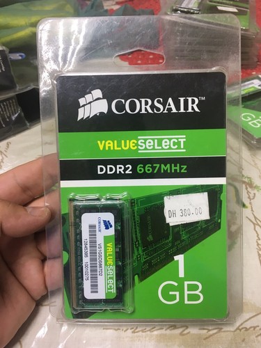 Corsair 1 GB SO-DIMM DDR2 SDRAM Memory (VS1GSDS667D2) - Picture 2 of 6