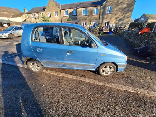 Hyundai Amica Automatic for spares or repair - Picture 4 of 8