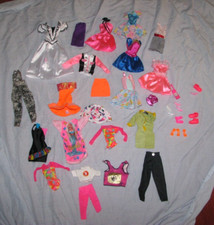 Vintage Lot BARBIE Mattel Clothes, Dresses,Skirts, Tops, Shoes, Phone, Swimsuits