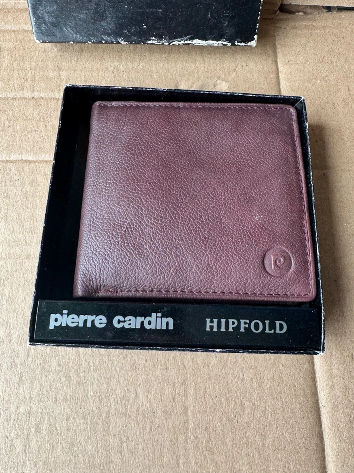 New Old Stock NOS Pierre Cardin Mens Wallet Genuine Leather Billfold - Image 2 of 4