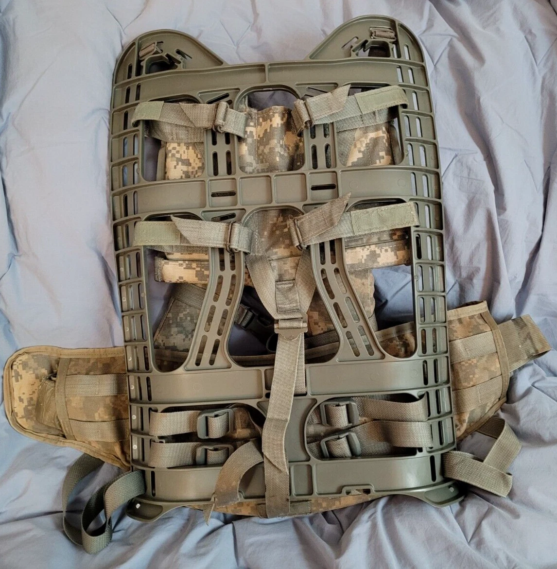 ACU USGI Molle Frame, GC COND Belt, Shoulder Straps TREE STAND MOVER