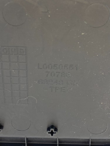 2009-2014 Volkswagen Routan Center Console Radio Rubber Mat Insert L0050551 - Imagen 5 de 7
