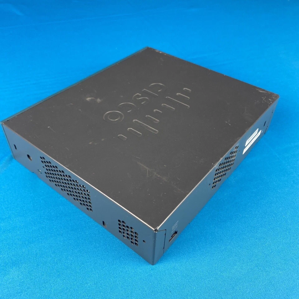 Cisco 2504 AIR-CT2504-HA-K9 Cisco Wireless Controller no power supply - Image 2 of 3