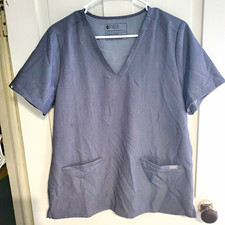 FIGS Women's Casma Three-Pocket Scrub Top in Graphite Gray size L Healthcare