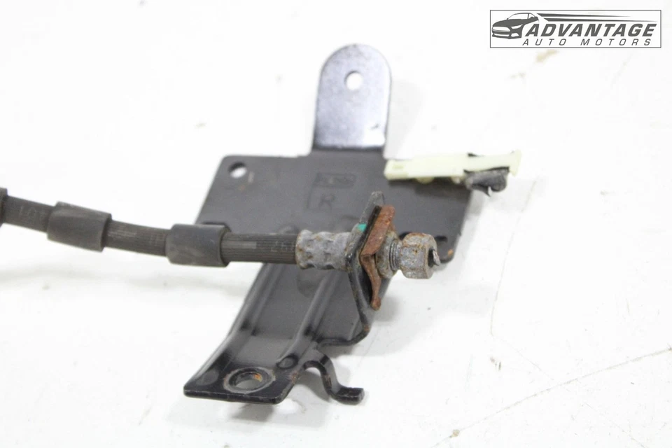 Ford Edge 2015-2024 4x4 pinza de freno trasera derecha cable manguera F2GC-2C338-A OEM Foto 4 de 4