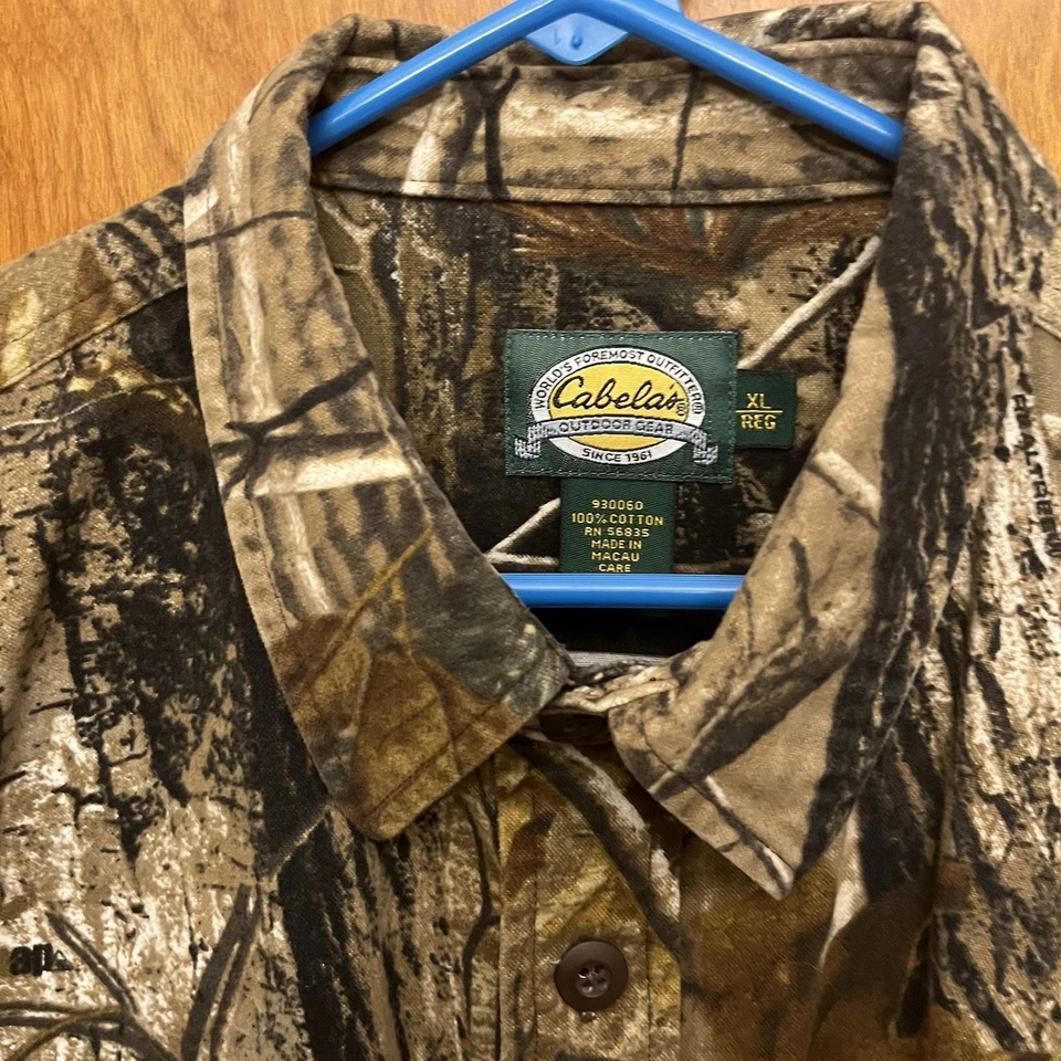 Cabela's Men's Long Sleeve Button-Up Shirt Size XL Camo Hunting Cotton - Image 3 of 4