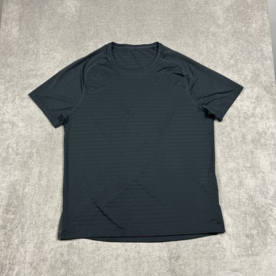 Rhone Vapor Shirt Mens XL Black Striped Training Short Sleeve Run Yoga 101432