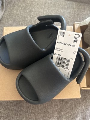Adidas Yeezy YZY Slide Infants 5K Dakony Dark Grey/Black | eBay